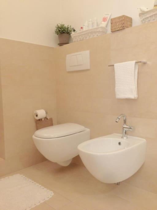 New Cosy Apartment Near To Petruzzelli Theatre Bari Zewnętrze zdjęcie