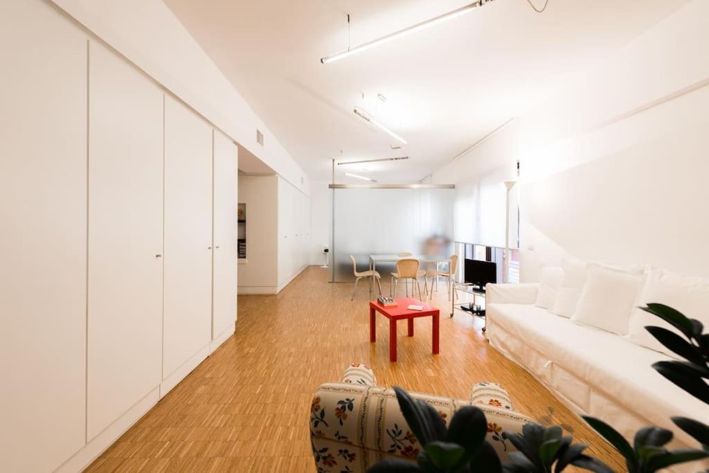 New Cosy Apartment Near To Petruzzelli Theatre Bari Zewnętrze zdjęcie